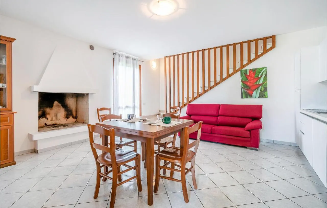 Beautiful Home In Albarella Ro With Kitchen 이솔라 알바렐라 0*,