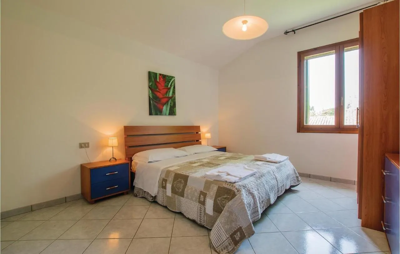 Hébergement de vacances Beautiful Home In Albarella Ro With Kitchen Albarella Island