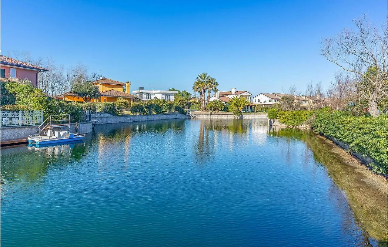 Hébergement de vacances Beautiful Home In Albarella Ro With Kitchen Albarella Island