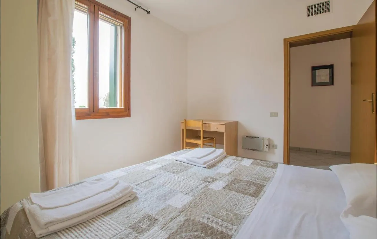 Beautiful Home In Albarella Ro With Kitchen Albarella Island Italie